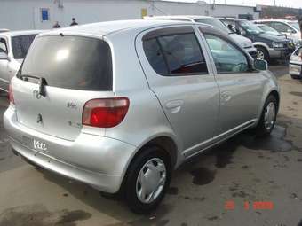 1999 Vitz