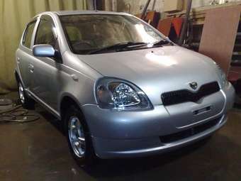 1999 Toyota Vitz