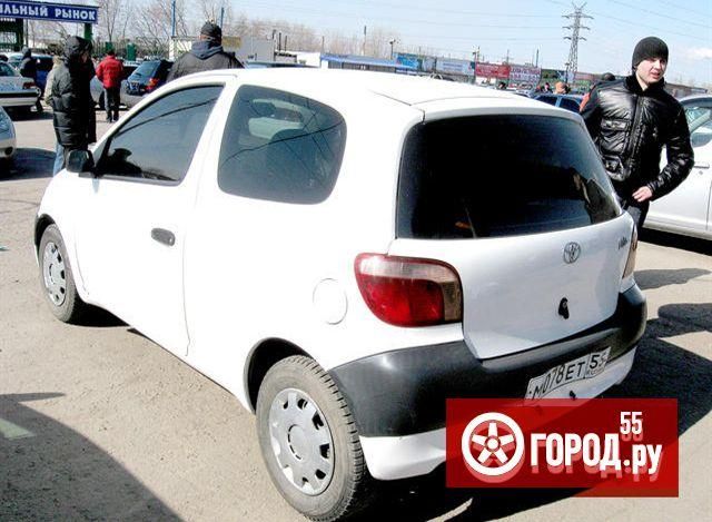 1999 Toyota Vitz