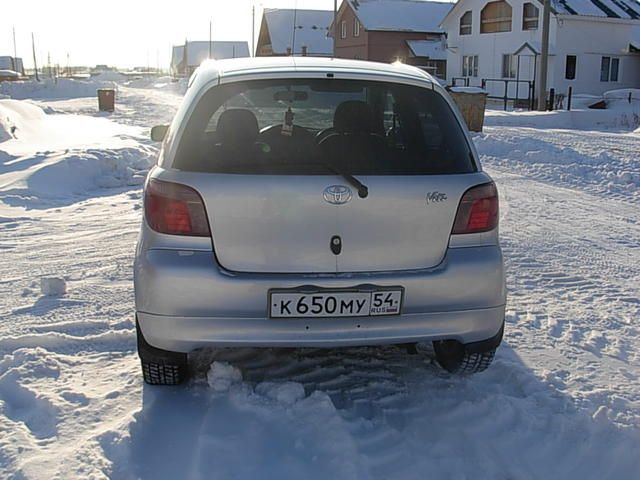 1999 Toyota Vitz