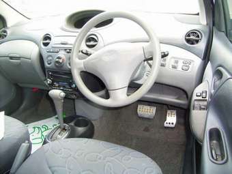 1999 Vitz