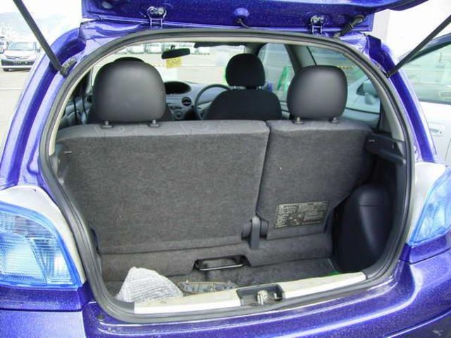 1999 Toyota Vitz