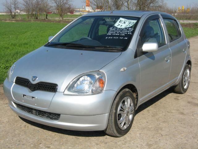 1999 Toyota Vitz