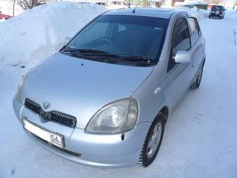 1999 Toyota Vitz