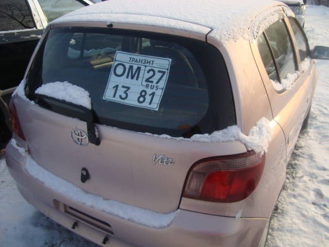 1999 Toyota Vitz