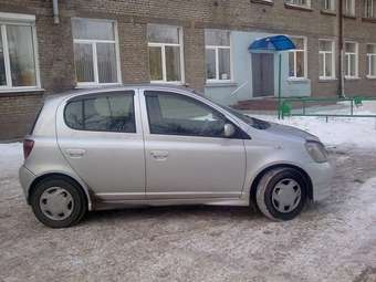 1999 Toyota Vitz