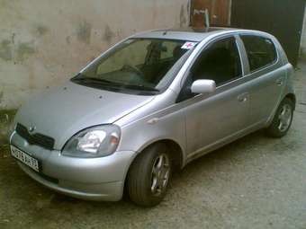 1999 Toyota Vitz