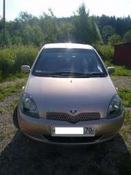 1999 Vitz