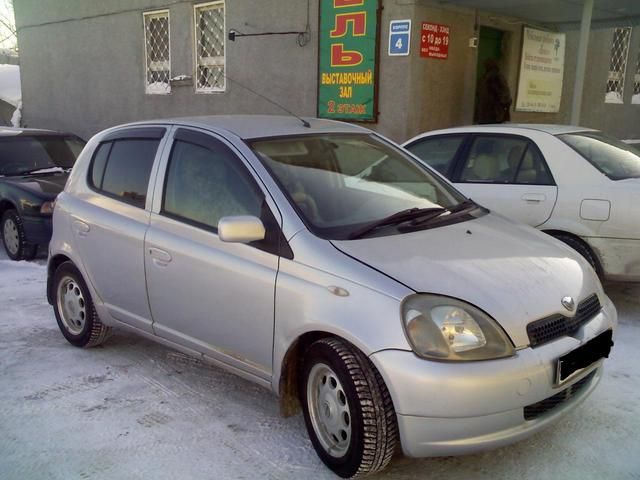 1999 Toyota Vitz