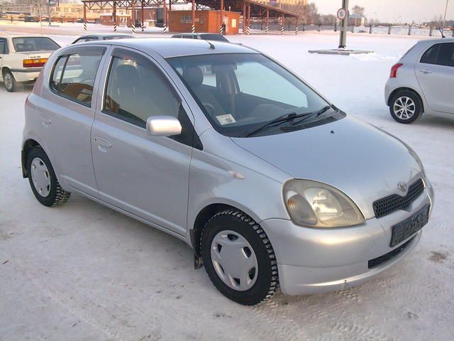 1999 Toyota Vitz