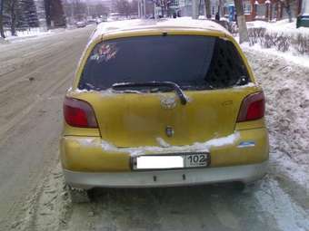 1999 Vitz