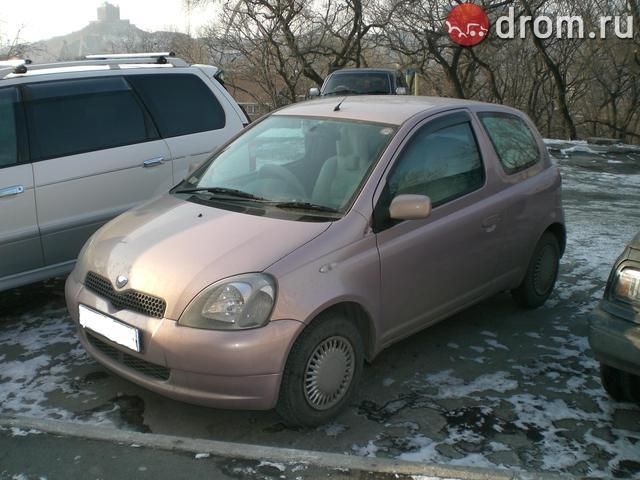 1999 Toyota Vitz