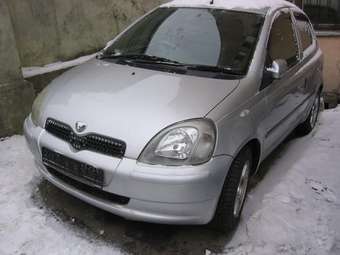 1999 Vitz