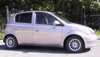 1999 Toyota Vitz