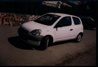 1999 Toyota Vitz