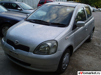 1999 Toyota Vitz Pictures