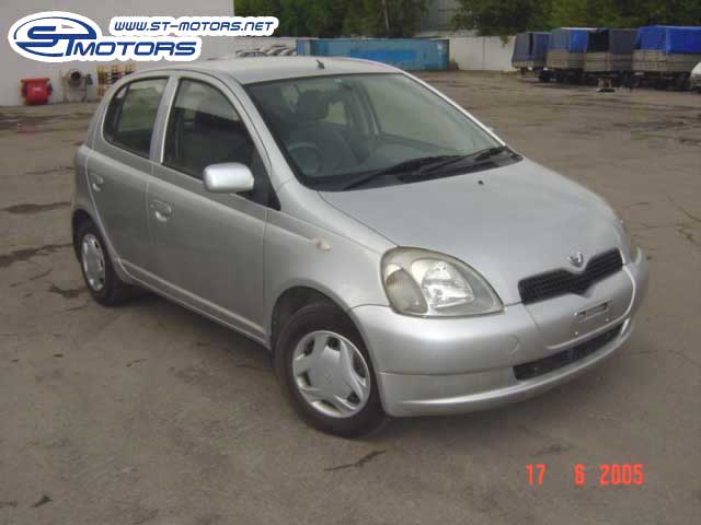 1999 Toyota Vitz Pictures