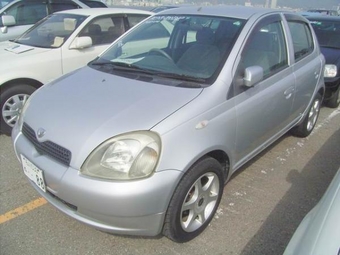 1999 Toyota Vitz