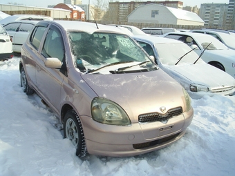 1999 Toyota Vitz