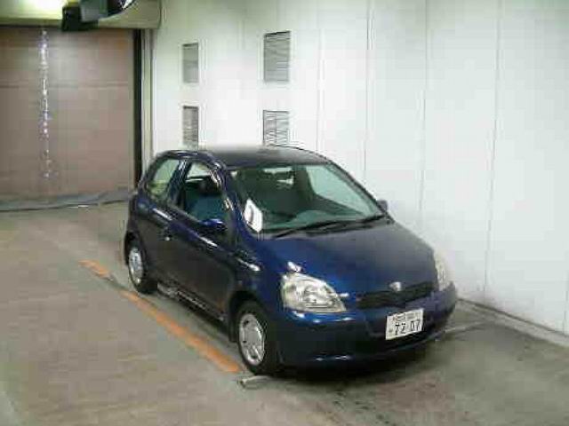 1999 Toyota Vitz Pictures