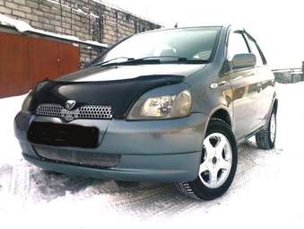 1999 Toyota Vitz Pictures