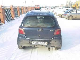 1999 Toyota Vitz Pictures