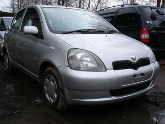 2000 Toyota Vitz