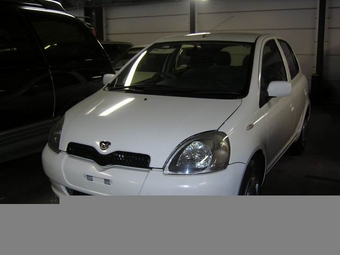 2000 Toyota Vitz