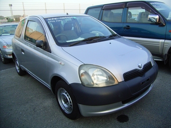 2000 Toyota Vitz