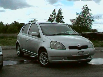 2000 Toyota Vitz