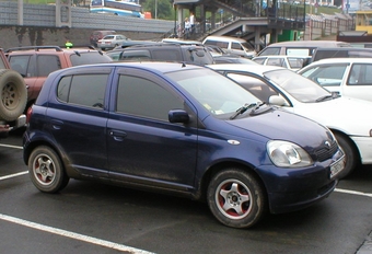 2000 Toyota Vitz