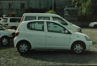 2000 Toyota Vitz