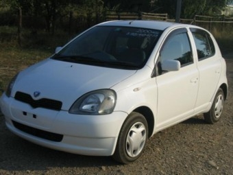 2000 Toyota Vitz