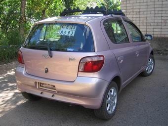 2000 Toyota Vitz