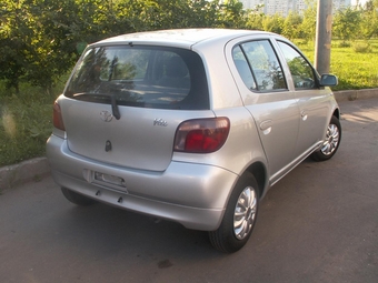 2000 Toyota Vitz