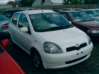 2000 Toyota Vitz