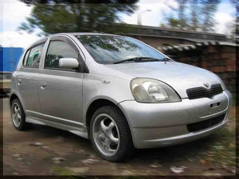 2000 Toyota Vitz