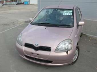 2000 Toyota Vitz