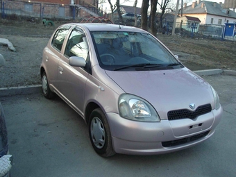 2000 Toyota Vitz