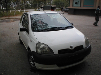 2000 Toyota Vitz