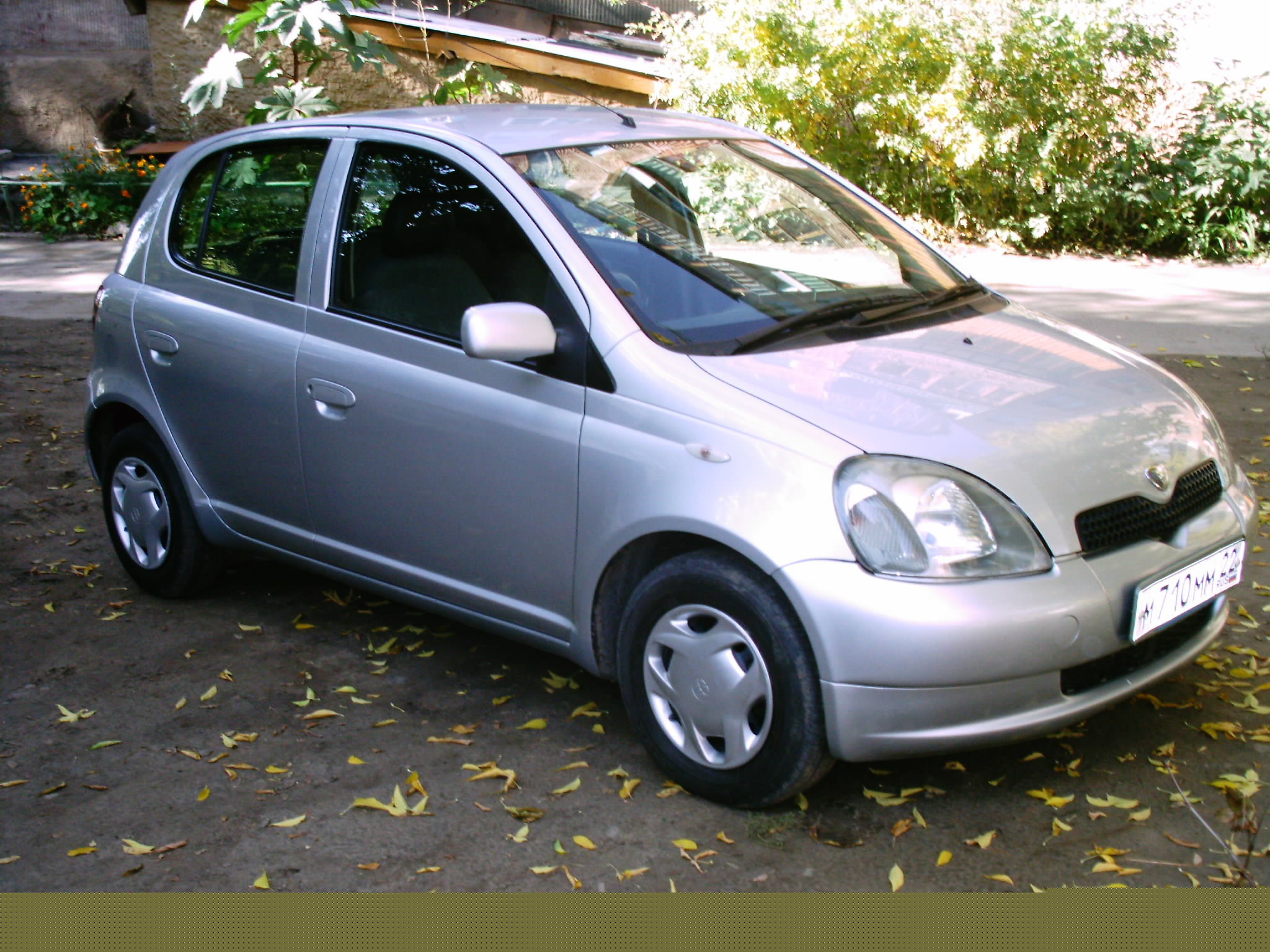 2000 Toyota Vitz
