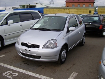 2000 Toyota Vitz