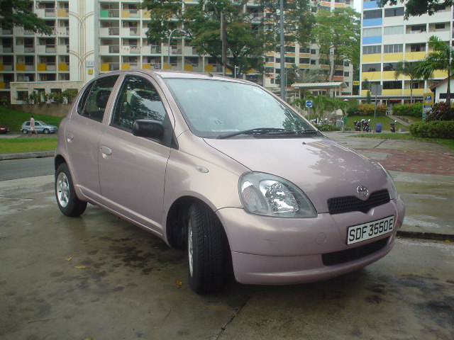 2000 Toyota Vitz