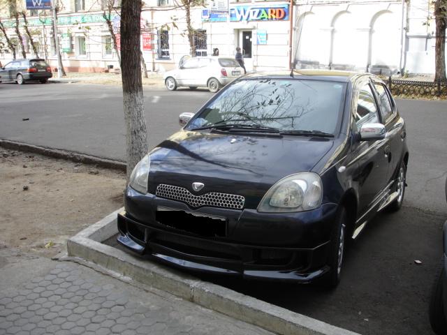 2000 Toyota Vitz