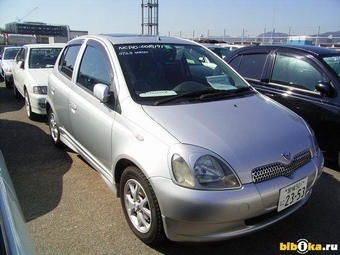 2000 Toyota Vitz