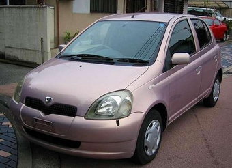 2000 Toyota Vitz