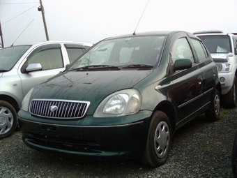 2000 Toyota Vitz