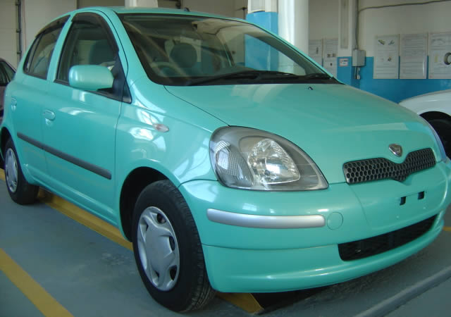 2000 Toyota Vitz