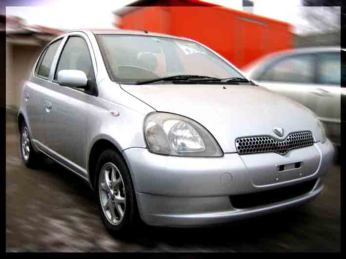 2000 Toyota Vitz