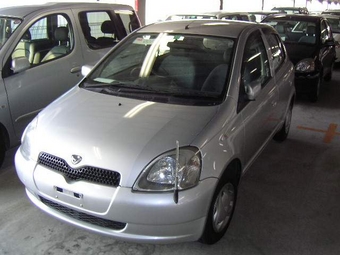 2000 Toyota Vitz